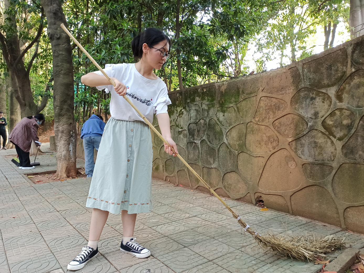 97dbeb39219941179ca79ad7d0fa0e15.png 97dbeb39219941179ca79ad7d0fa0e15.png