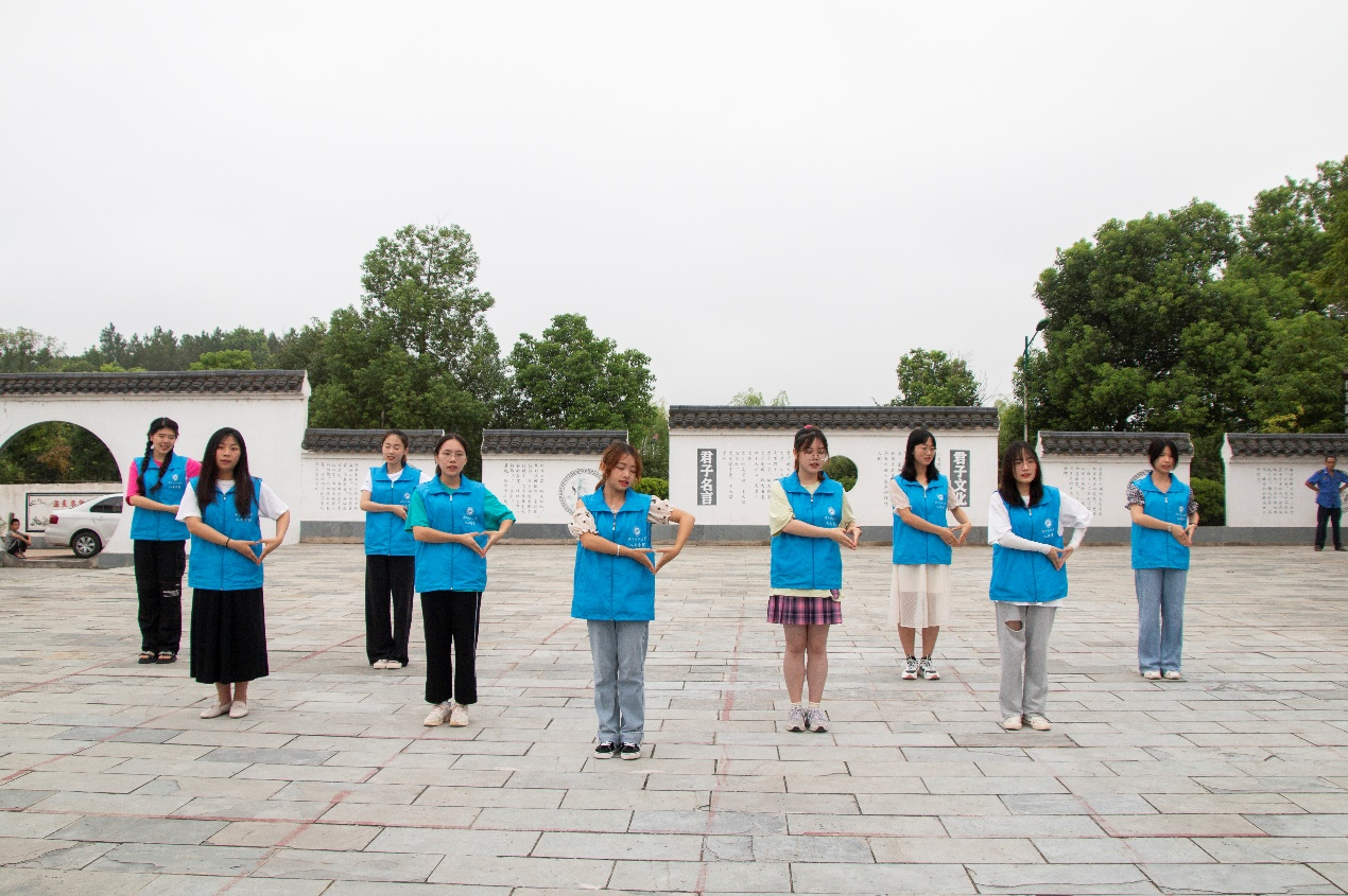 8b573e33966841f79f0d46cedcf4b1be.png 8b573e33966841f79f0d46cedcf4b1be.png