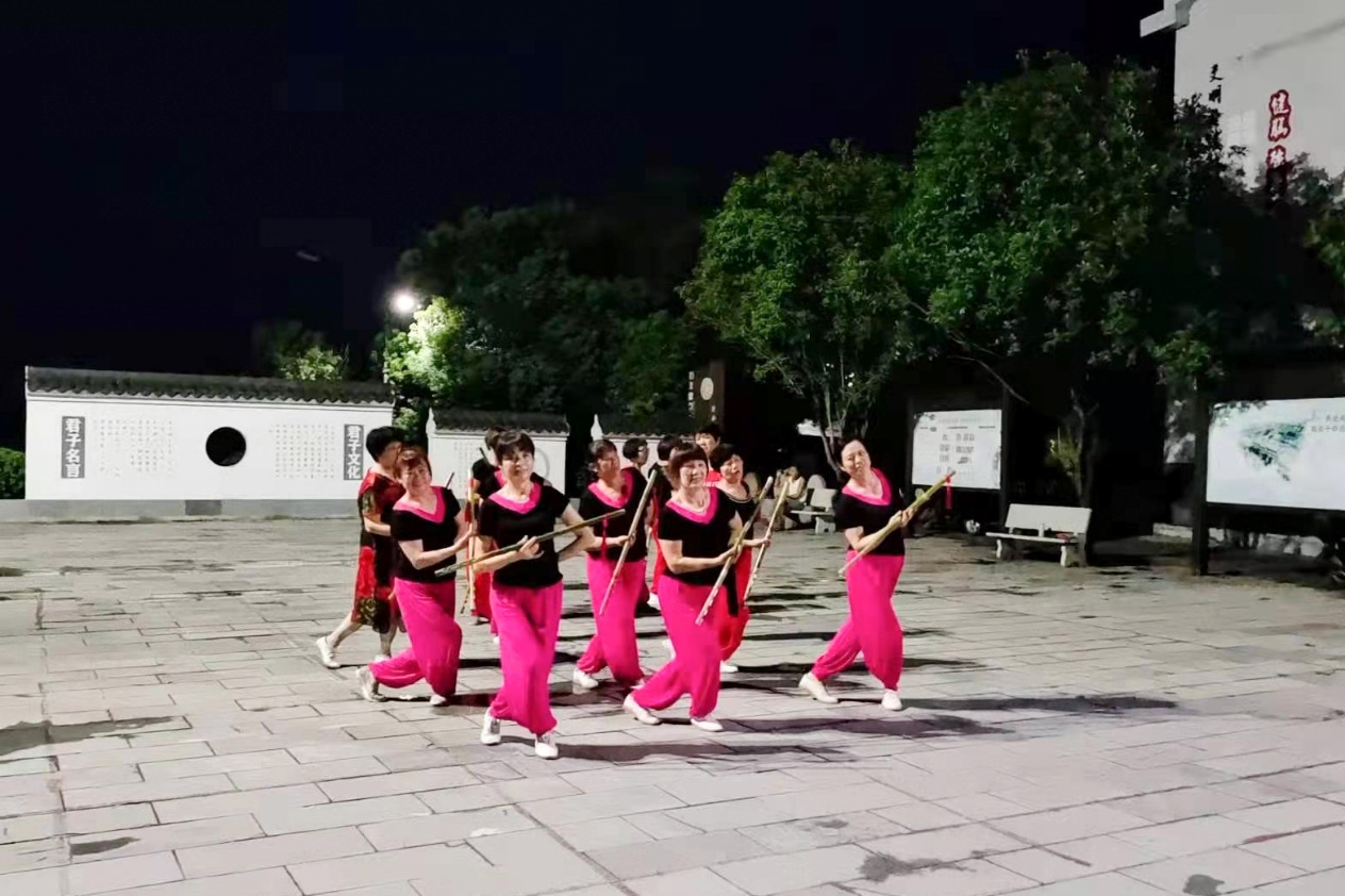 97d9923768f8488493a42b886b6d57ee.png 97d9923768f8488493a42b886b6d57ee.png