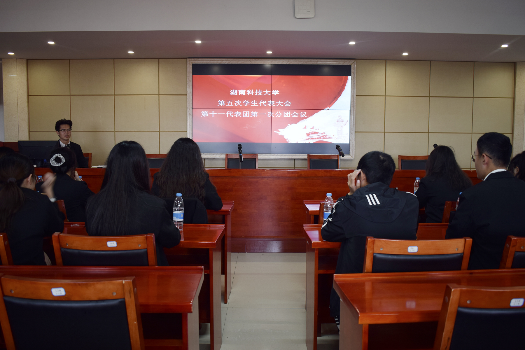 85f0efd7d6f74c329ed0a8ef6a324889.png 85f0efd7d6f74c329ed0a8ef6a324889.png