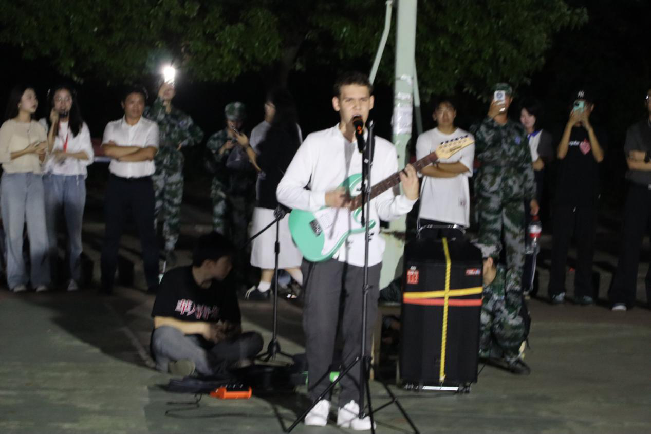 04537bd6e24b49eda0897c74cfcc94a5.png 04537bd6e24b49eda0897c74cfcc94a5.png