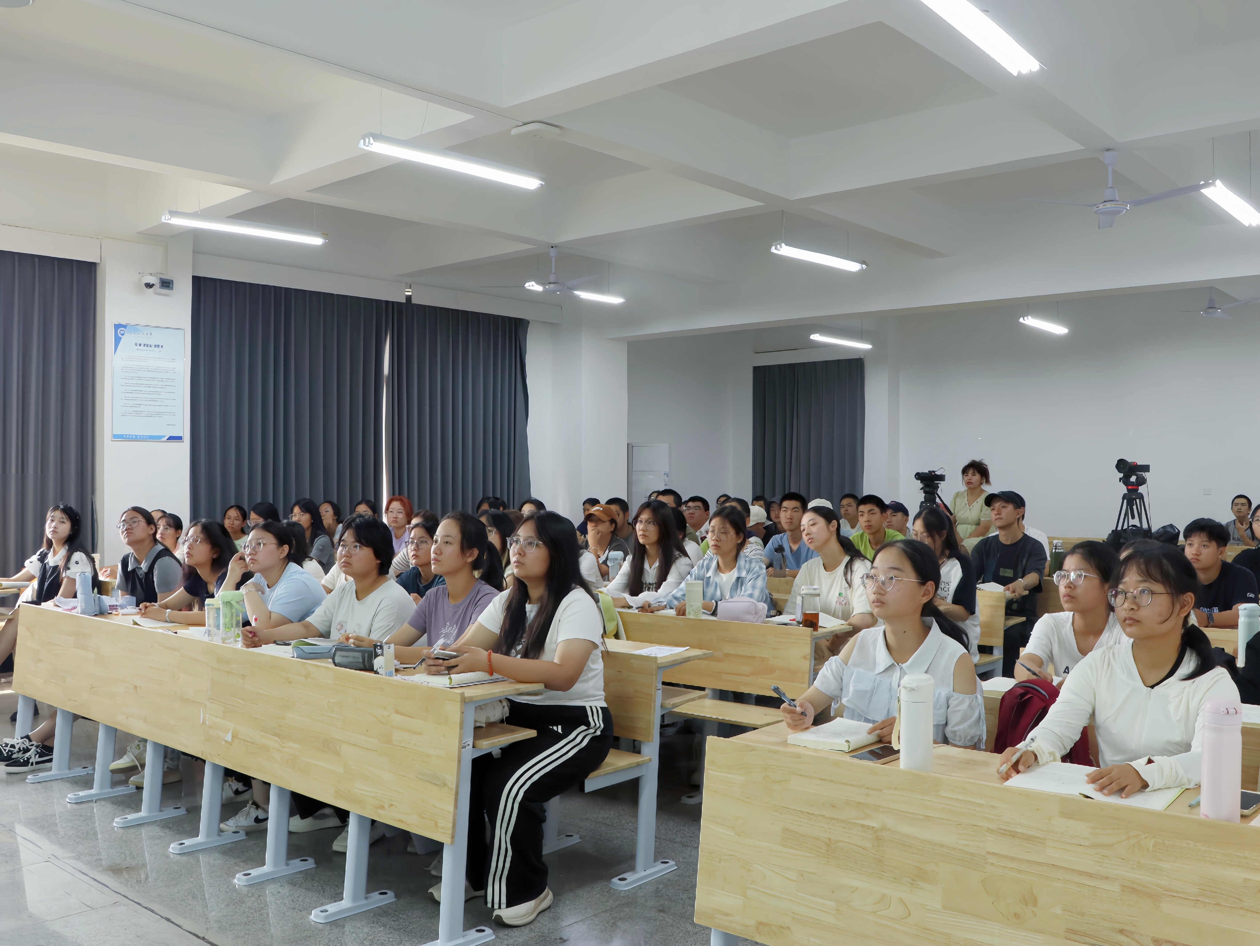 332ec2ecdda749e6a8097994b74ac1f6.jpg 332ec2ecdda749e6a8097994b74ac1f6.jpg