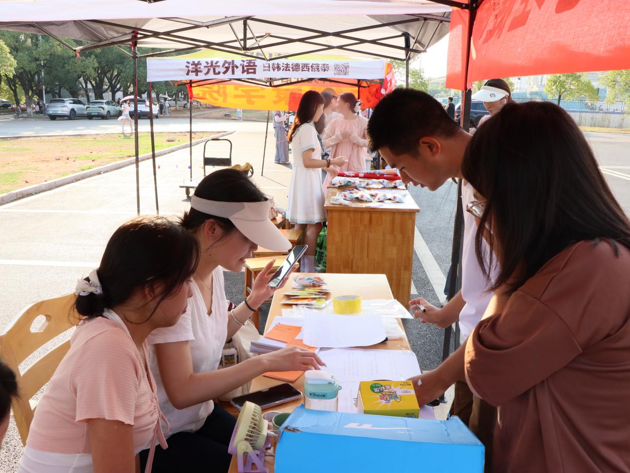 f971e988143d43e0aba0843e0b4dae21.jpg f971e988143d43e0aba0843e0b4dae21.jpg